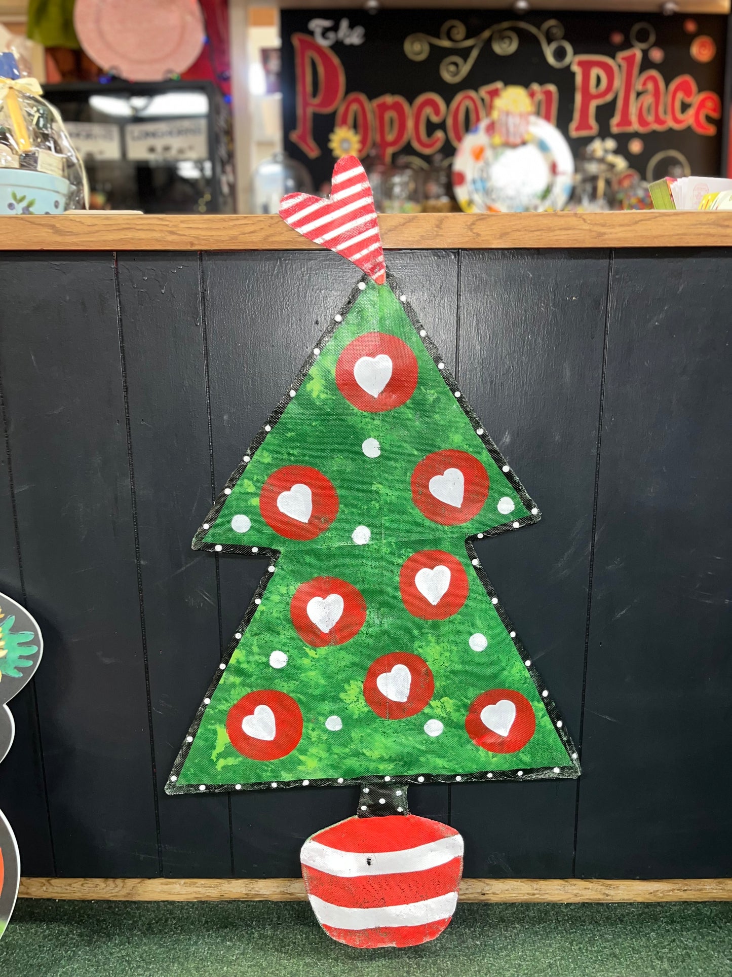 Heart Christmas Tree Door Screen